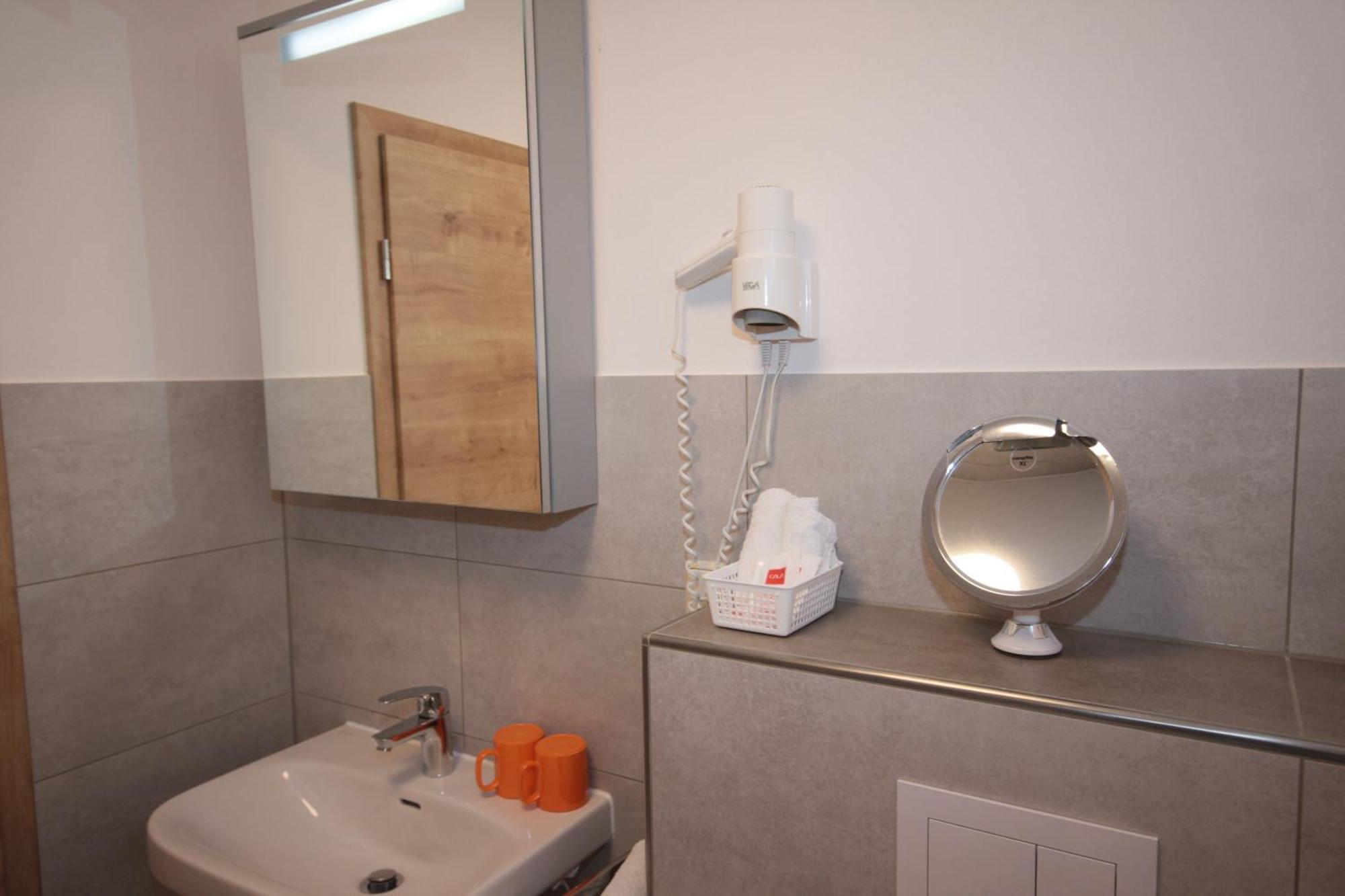 Cafe Schneidewind Gasthof 3*